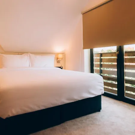 Republique Pensjonat 4*